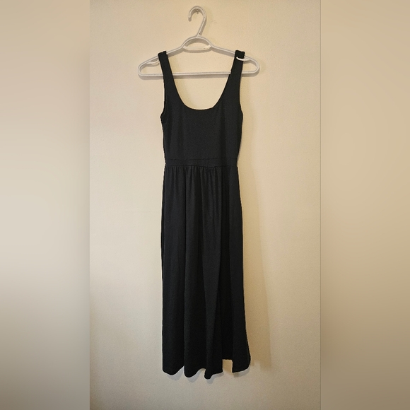 Ardene Dresses & Skirts - Ardene Classic Black Maxi Dress